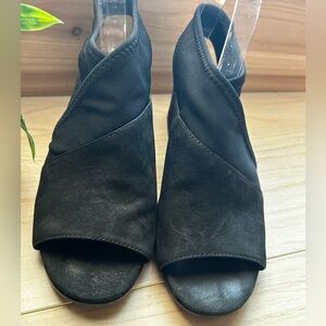 Eileen Fisher Luca Tumbled Nubuck Sandal